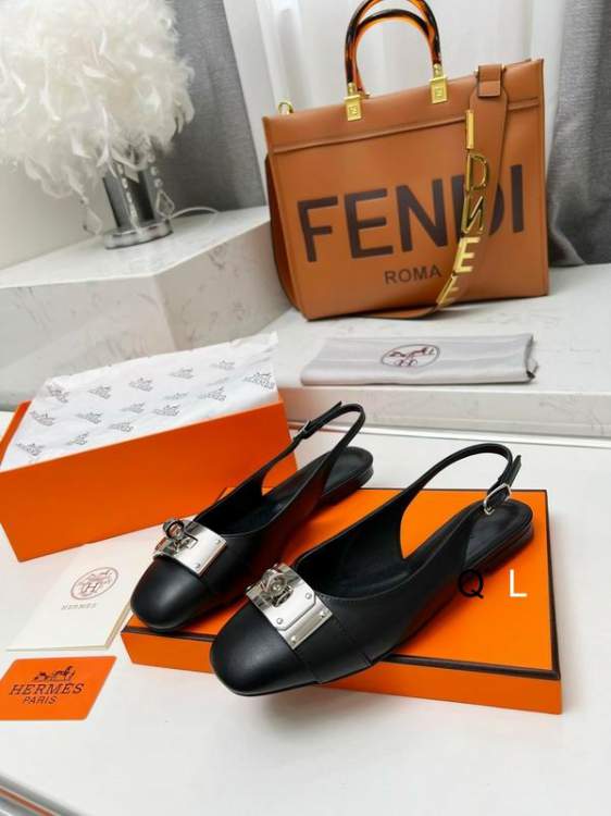 Picture of Hermes Shoes _SKUHermessz35-404CLL010111424